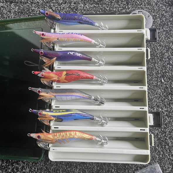RUI Sporting Goods Fishing Baits, Lures & Flies Jigs 14 Fans Size 3.5 Squid Jigs Bundle including Carry Case.